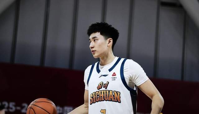 难办！四川男篮欠银行6.58亿无力偿还