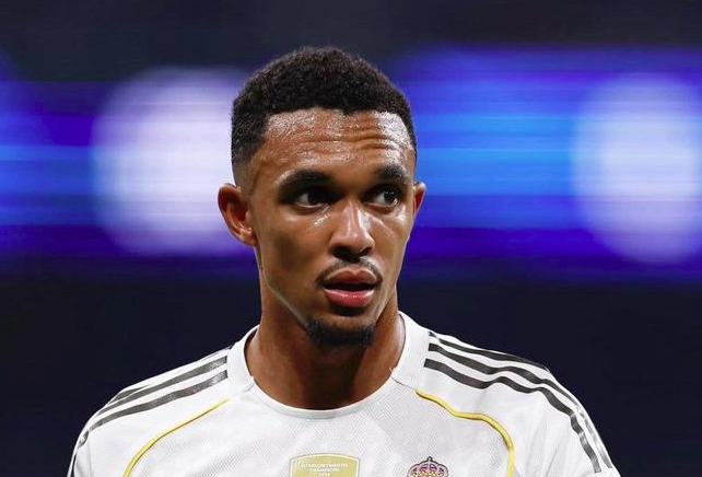 阿诺德后悔吗！背叛利物浦却被皇马抛