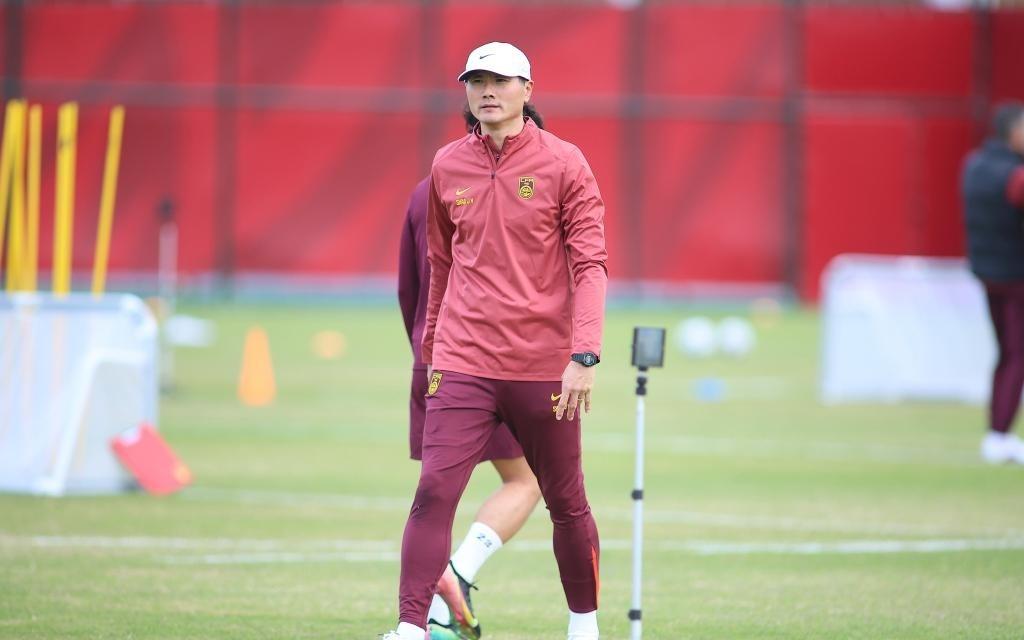 体坛联播国米让二追六大胜领跑意甲