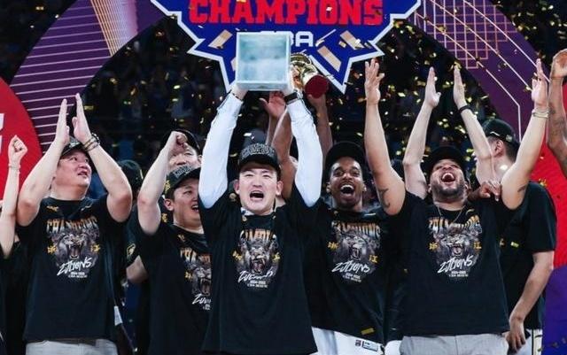 官方：浙江广厦夺得CBA总冠军被写入