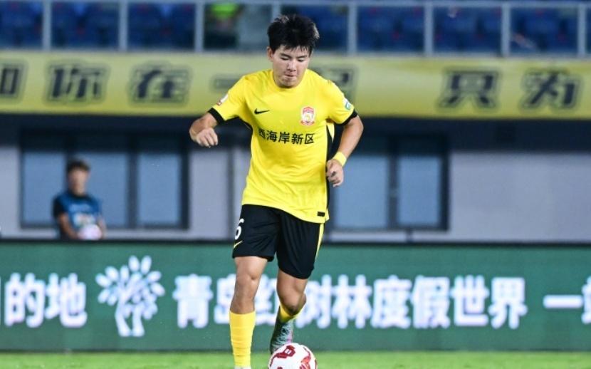 U23国足启程回国，2人开启留洋李昊告