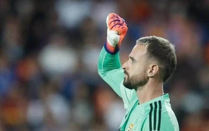 奥维耶多门将97次扑救领跑西甲，是霍安加西亚的两倍多