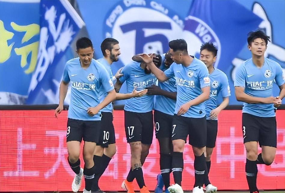 本赛季为马莱莱传球的外援新大鱼来