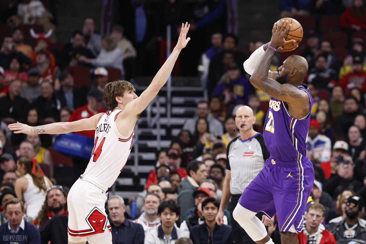 湖人赢公牛，东契奇46+11队史首人，詹