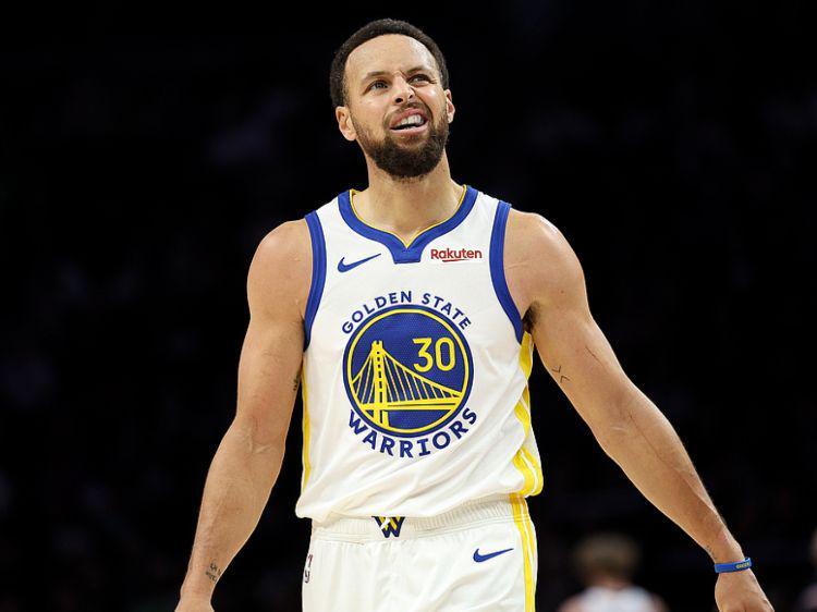 西部最新排名：勇士创NBA奇迹，湖人收