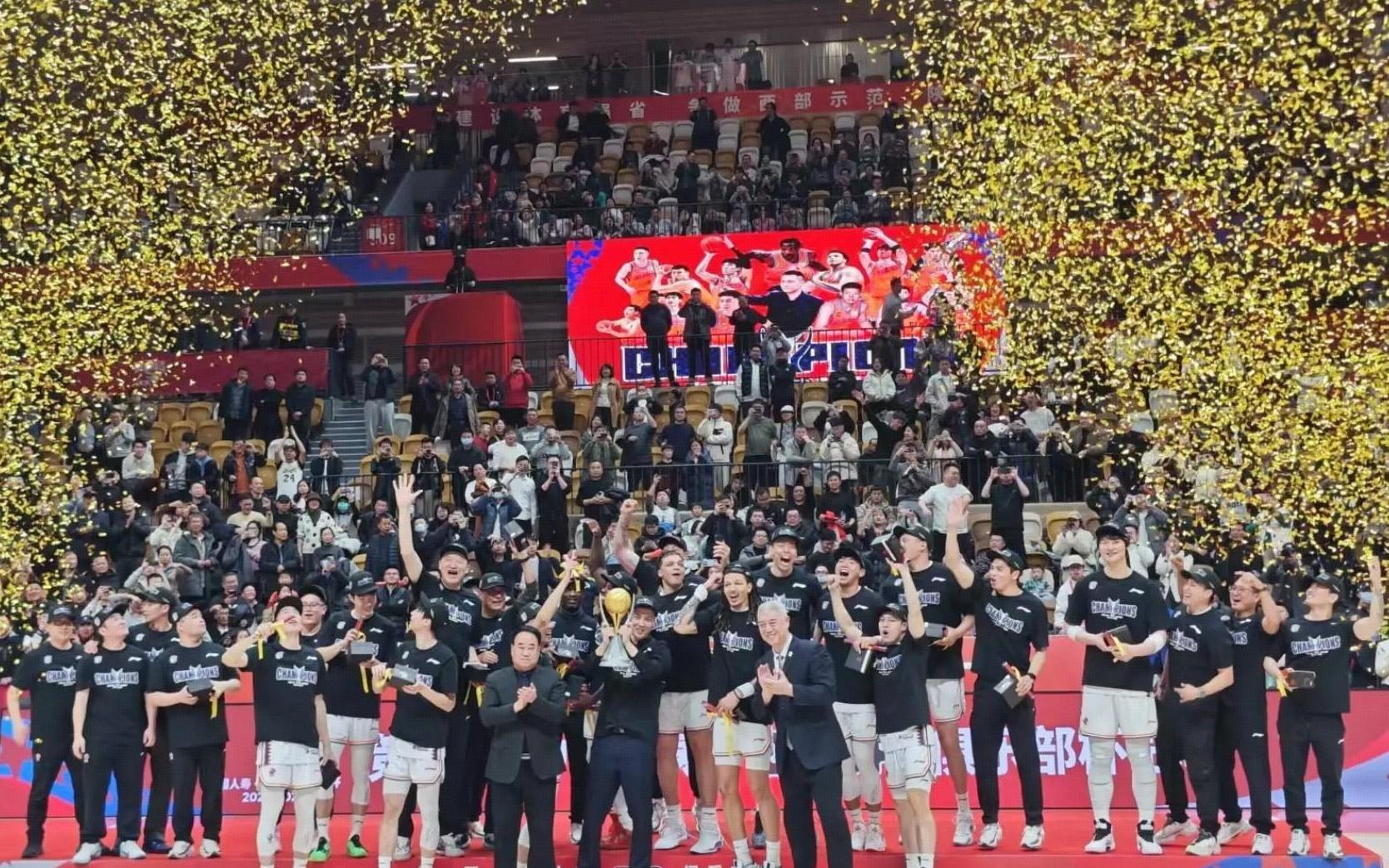 卫冕上海久事连续两年挺进CBA俱乐