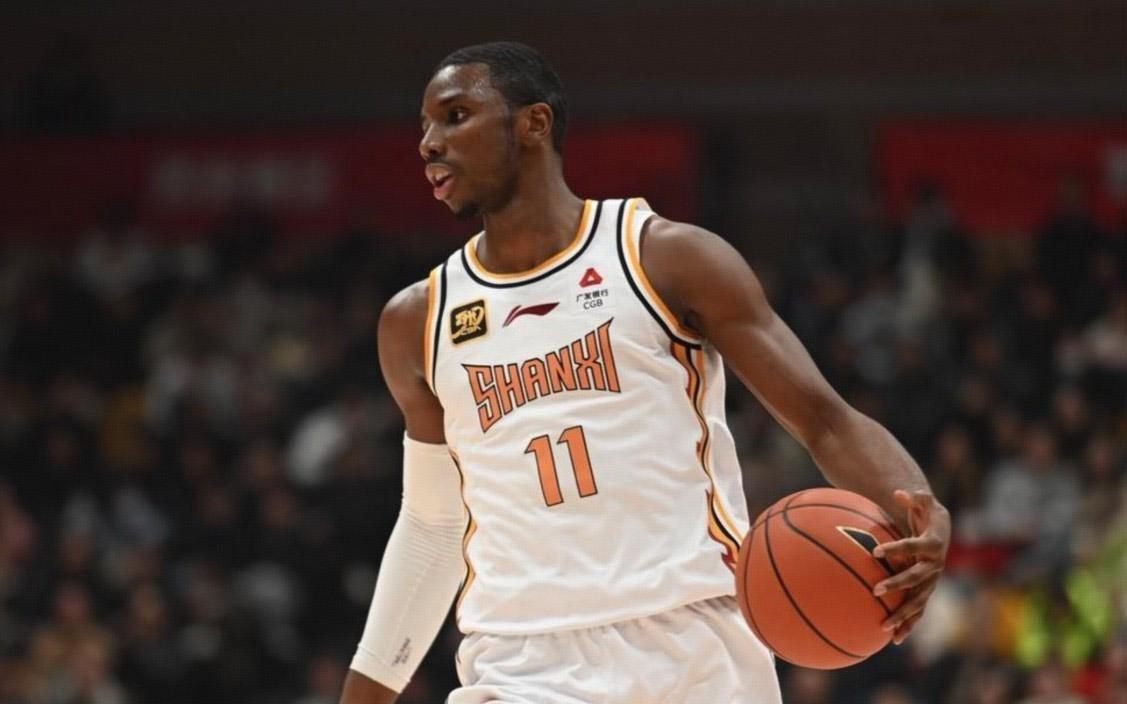 弹尽粮绝，山西12人登场6人被罚下，送