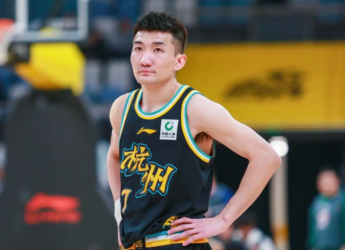 CBA本赛季退步最快的5名球员：4人曾