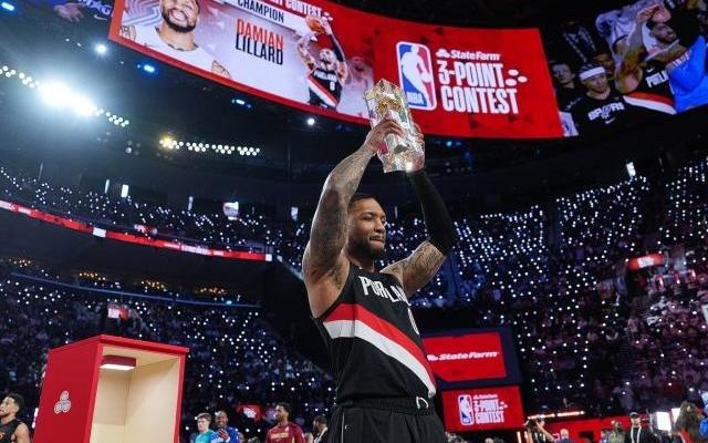 三分大赛夺冠上演完美回归“利拉德