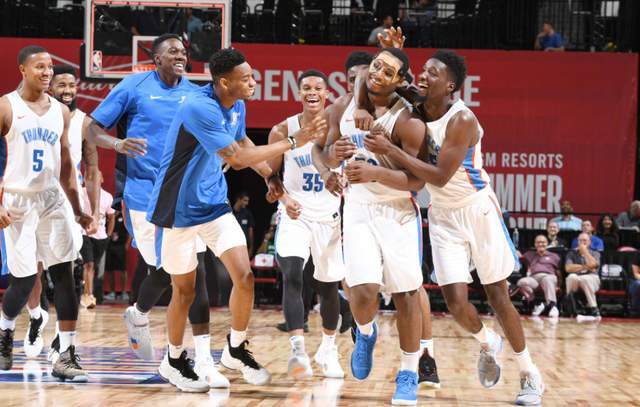 正式官宣！CBA大黑马签1米93超级外援，携手郭艾伦要打进季后赛