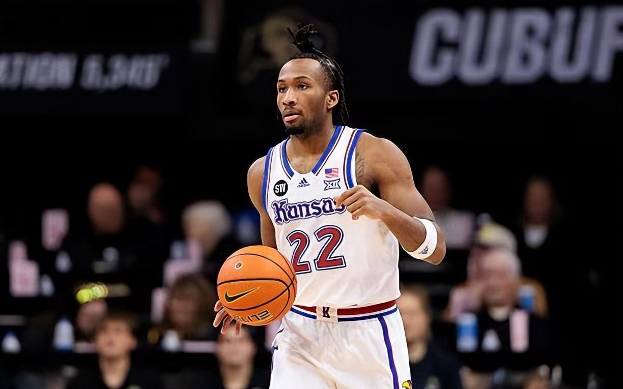 某NBA球探：皮特森应该选择休战，伤病