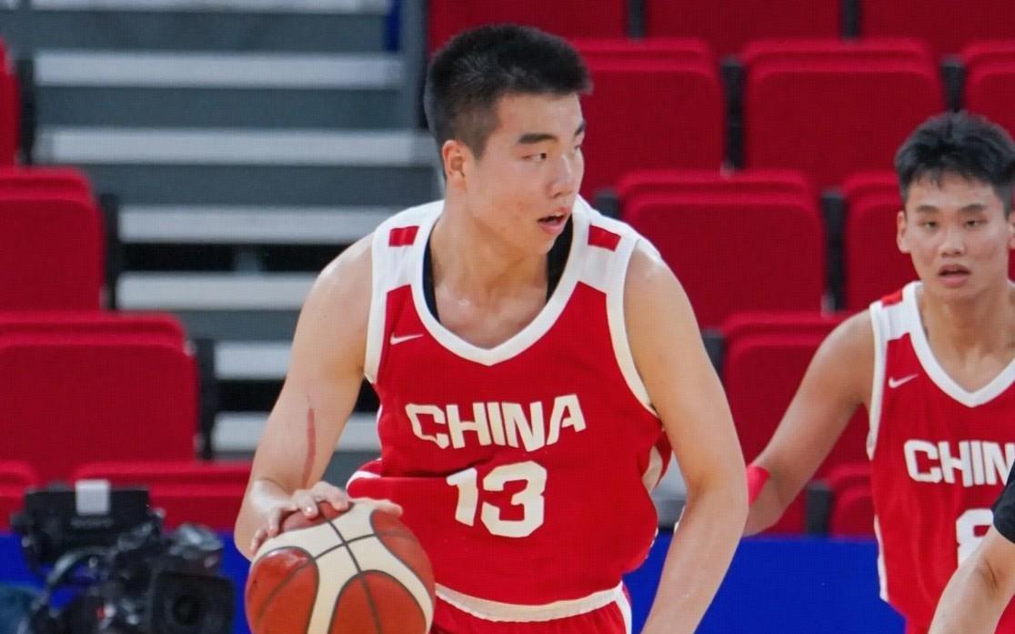 中国男篮U17集训名单：张懿赵杰领衔，尼玛才仁、张子一在列
