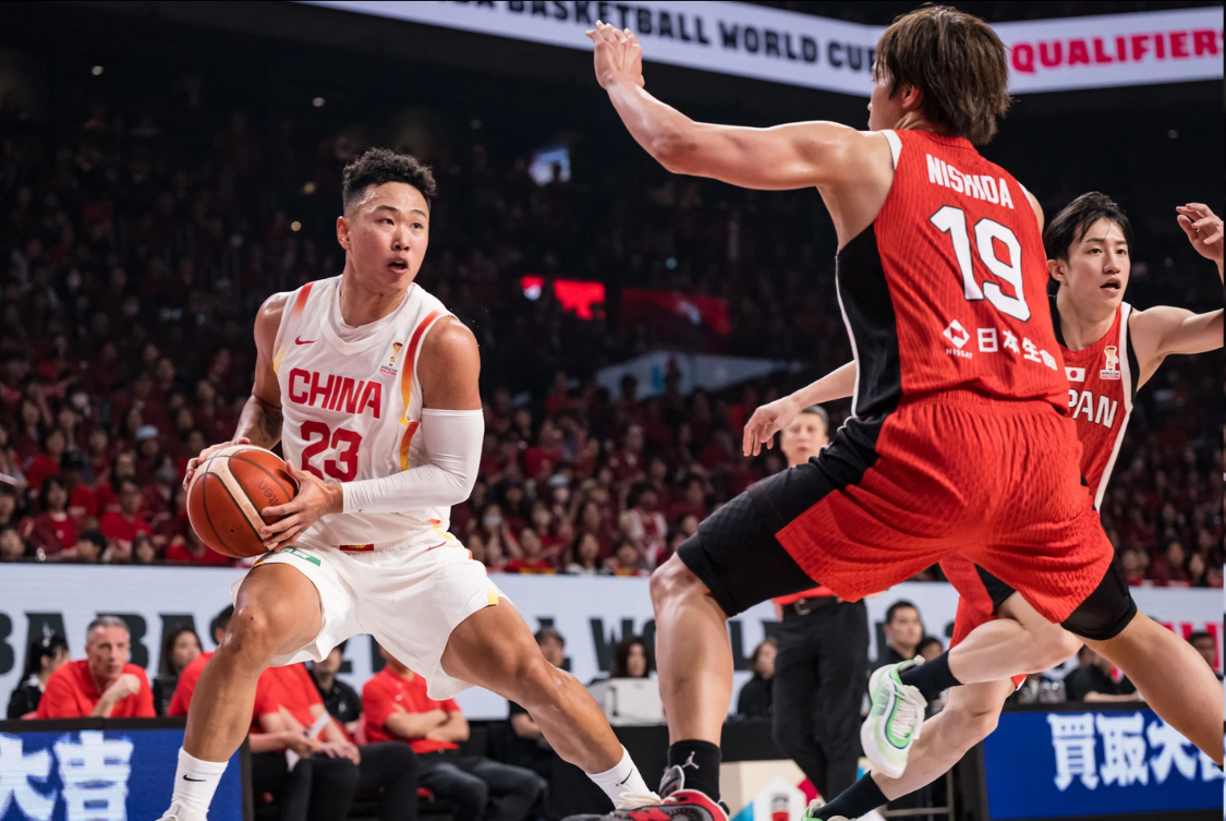 命中3记三分，正负值全队第1，杨鸣：他是中国男篮赢球最大功臣