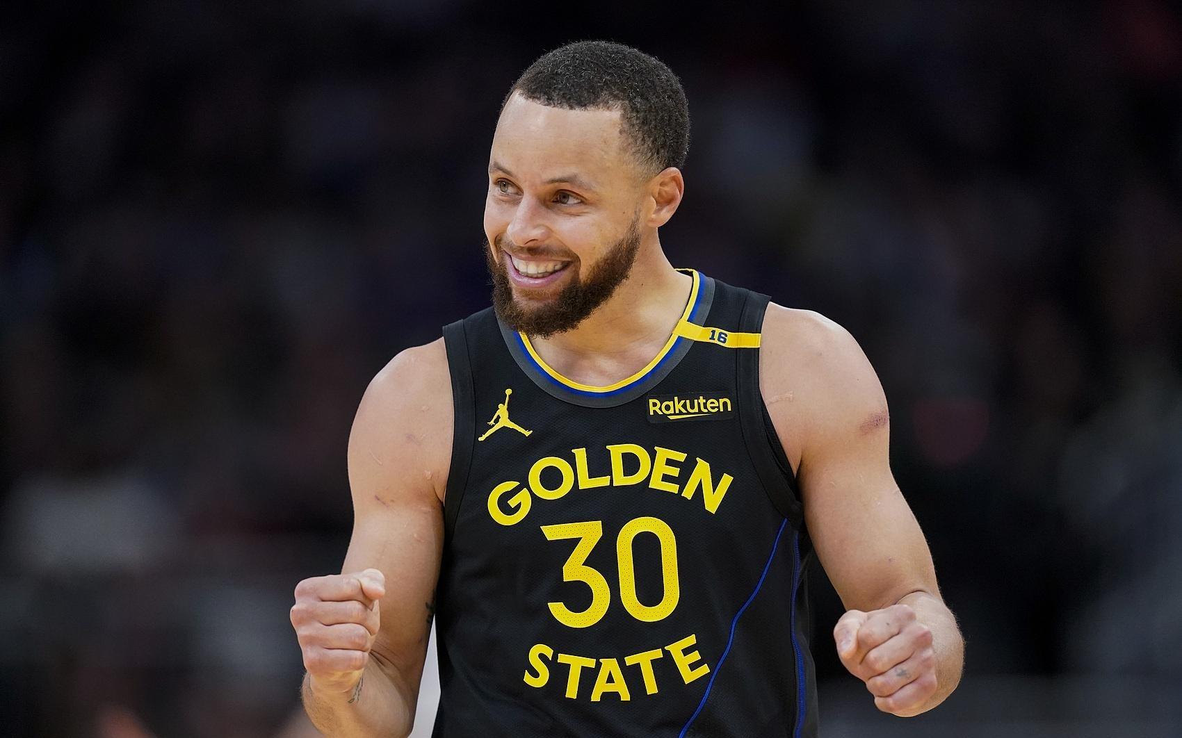 59场打破新秀三分球纪录，克尼佩尔未来能否去挑战库里的三分神话