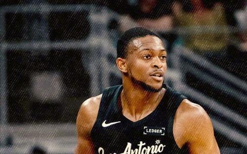 布伦森打爆福克斯，文班25+13+4帽难