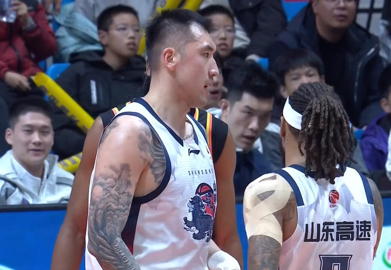 大鱼来了！山东男篮新小外援曝光，奥拉