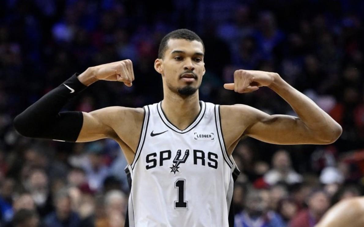 文班：当齐心协力打出团队篮球时，我们