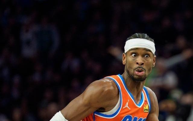 霍姆格伦28分8板2助NBA常规赛尼克斯100103雷霆