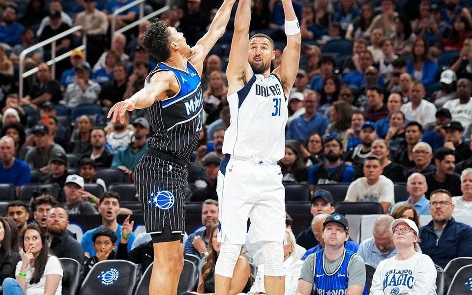 克莱生涯第200场投进至少5记三分，NBA历史比肩库里和哈登