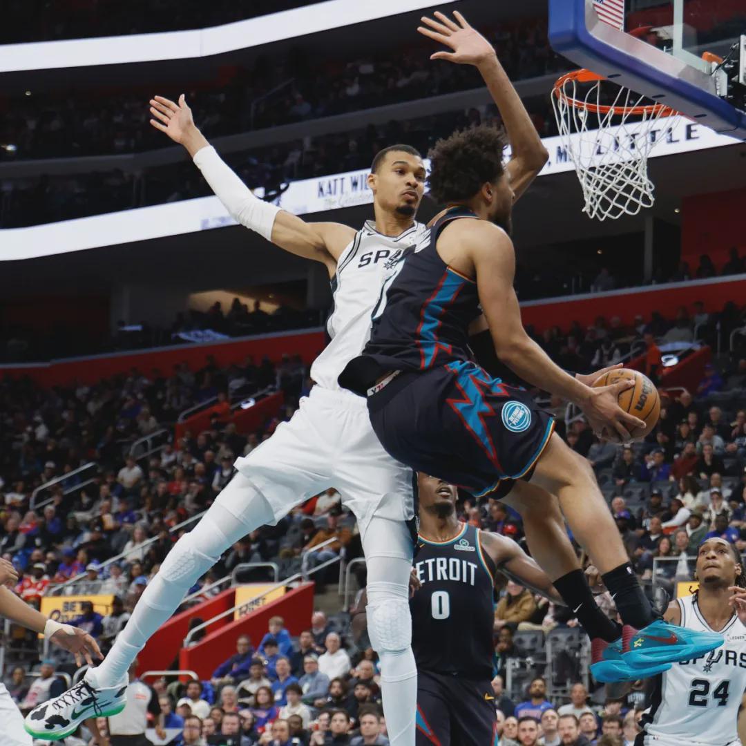 双杀东部第一！文班38分16板5帽！成为N