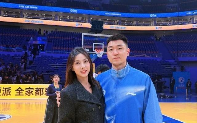 人生赢家！高诗岩晒全明星周末动态“