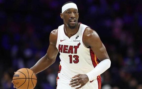 阿德巴约83分超科比惹争议！NBA名记：他真该在81分时打卡下班