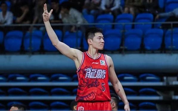 前行无畏202526赛季CBA常规赛第二