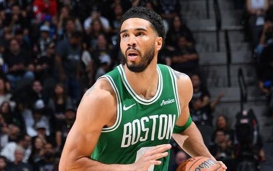 塔图姆：不能打球的感觉太难受了真的