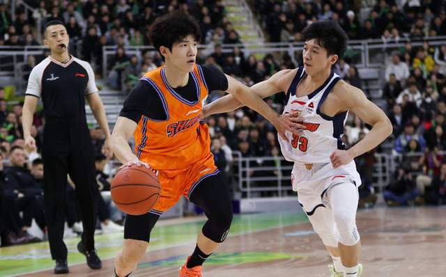 CBA季后赛格局巨变！上海展露冠军相，3