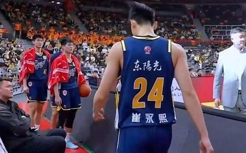 状态一般！崔永熙时隔688天重返CBA赛