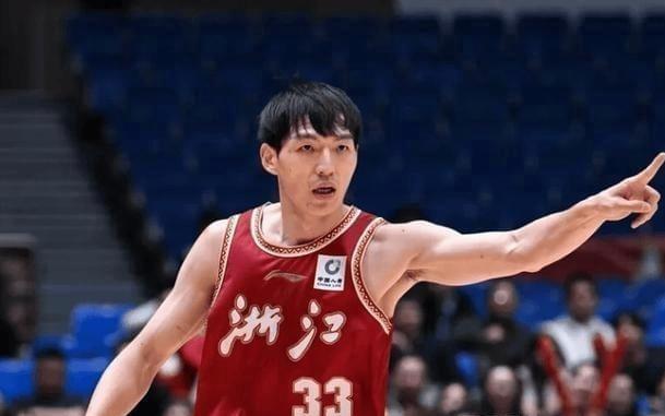 胡金秋29分12篮板CBA常规赛广厦客