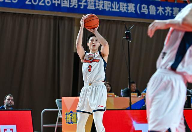 广东大胜不足为喜！王牌后卫22分钟仅