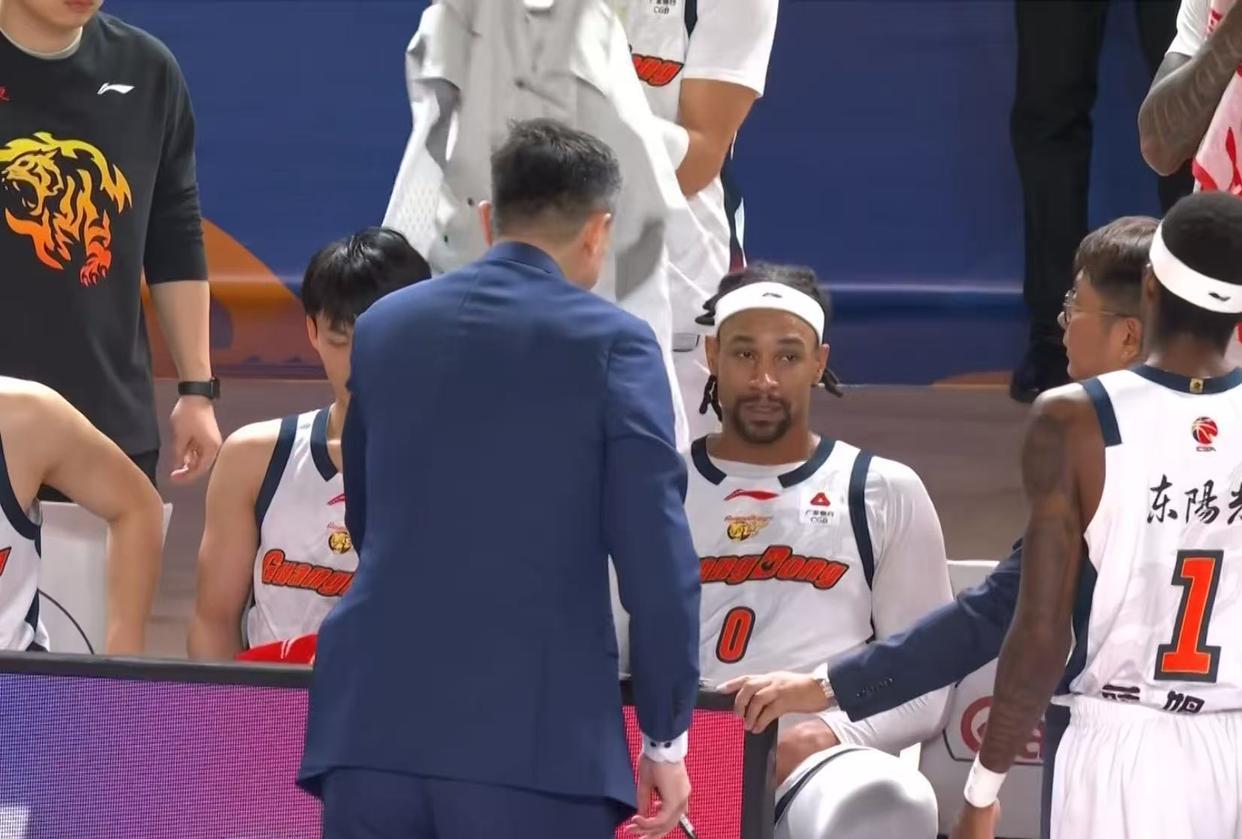 身高2米11+臂展2米33！NBA首轮秀或驰