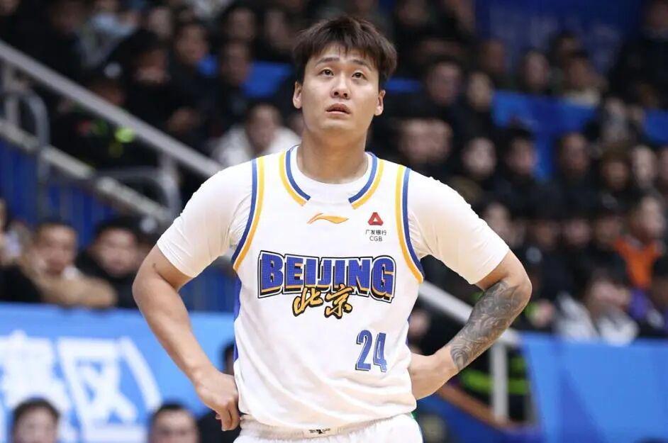 CBA排名！广东输球山东止败，上海酿40