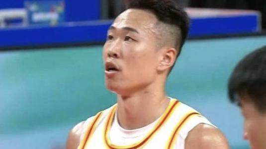 贺希宁31分深圳大胜江苏豪取五连胜