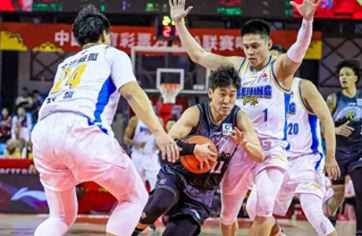 CBA常规赛明天3月25日赛程：央视5台