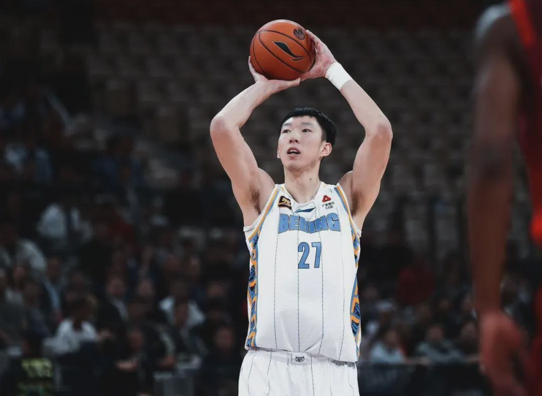 太抽象了！周琦罚球8中0！CBA生涯最差