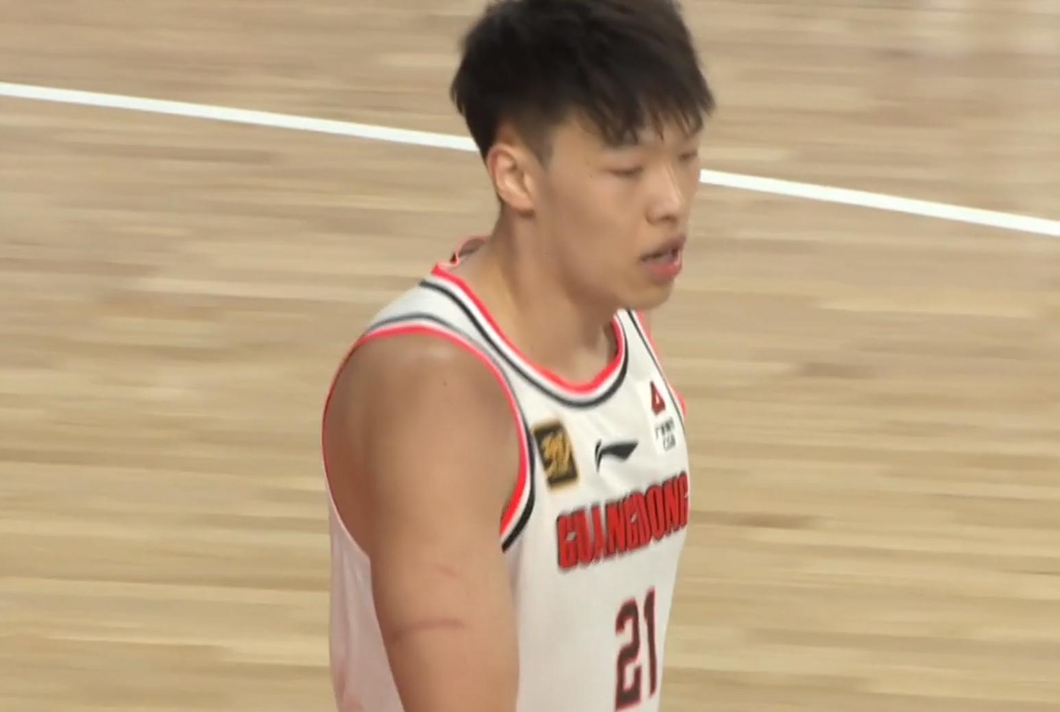 终于来了！CBA“暴力锋线”打服杜锋，