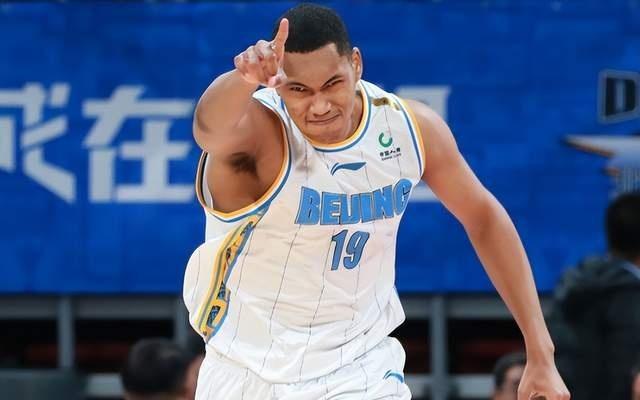 正式确定！CBA猛将签约北京首钢，放弃