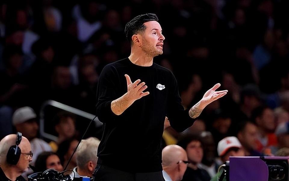 湖人主教练：勒布朗做到了我们要求的一切，他的重要性不容忽视