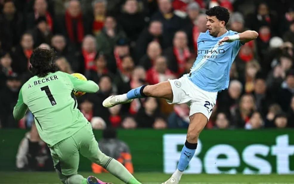 卡拉格：无法相信阿利松这种级别的门将，会做出送点的选择