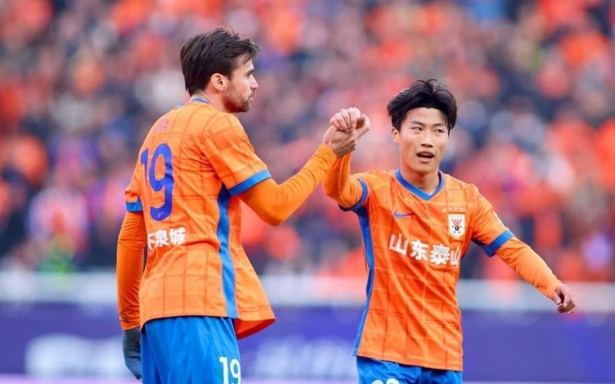 泽卡破124天球荒！赛季已造19球，创职