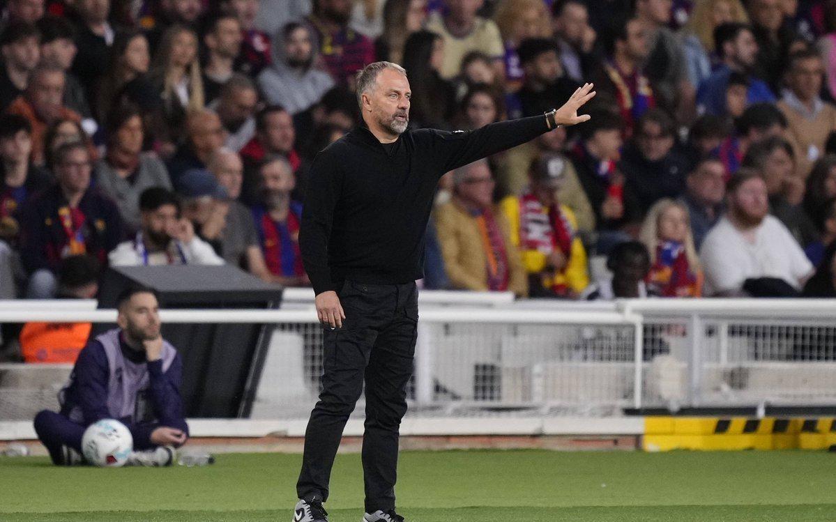 德天空：尽管有其他报道，但弗里克无意离开巴萨