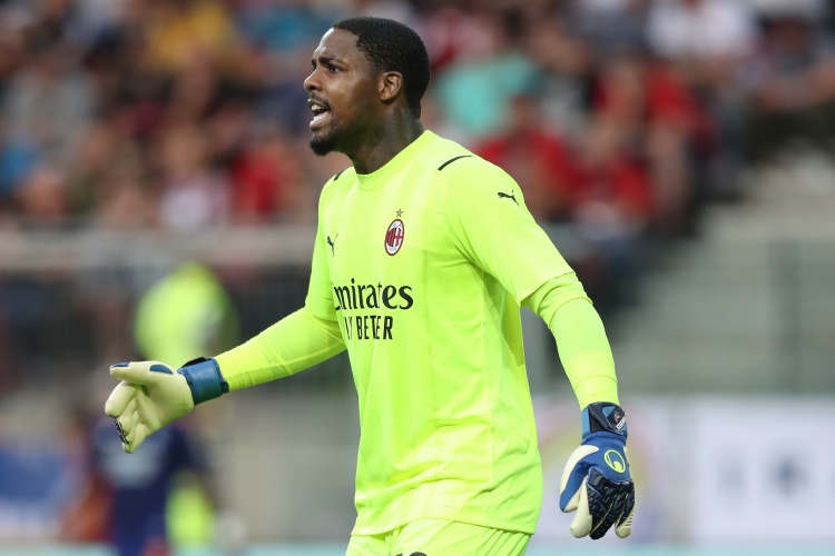 罗马诺：切尔西已与迈尼昂接触，马雷斯卡认为后者适合自己战术