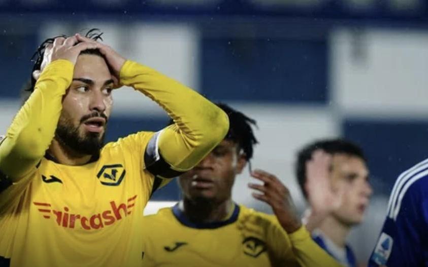 蓝黑赛事前瞻：半残维氏稳定送分，疲惫