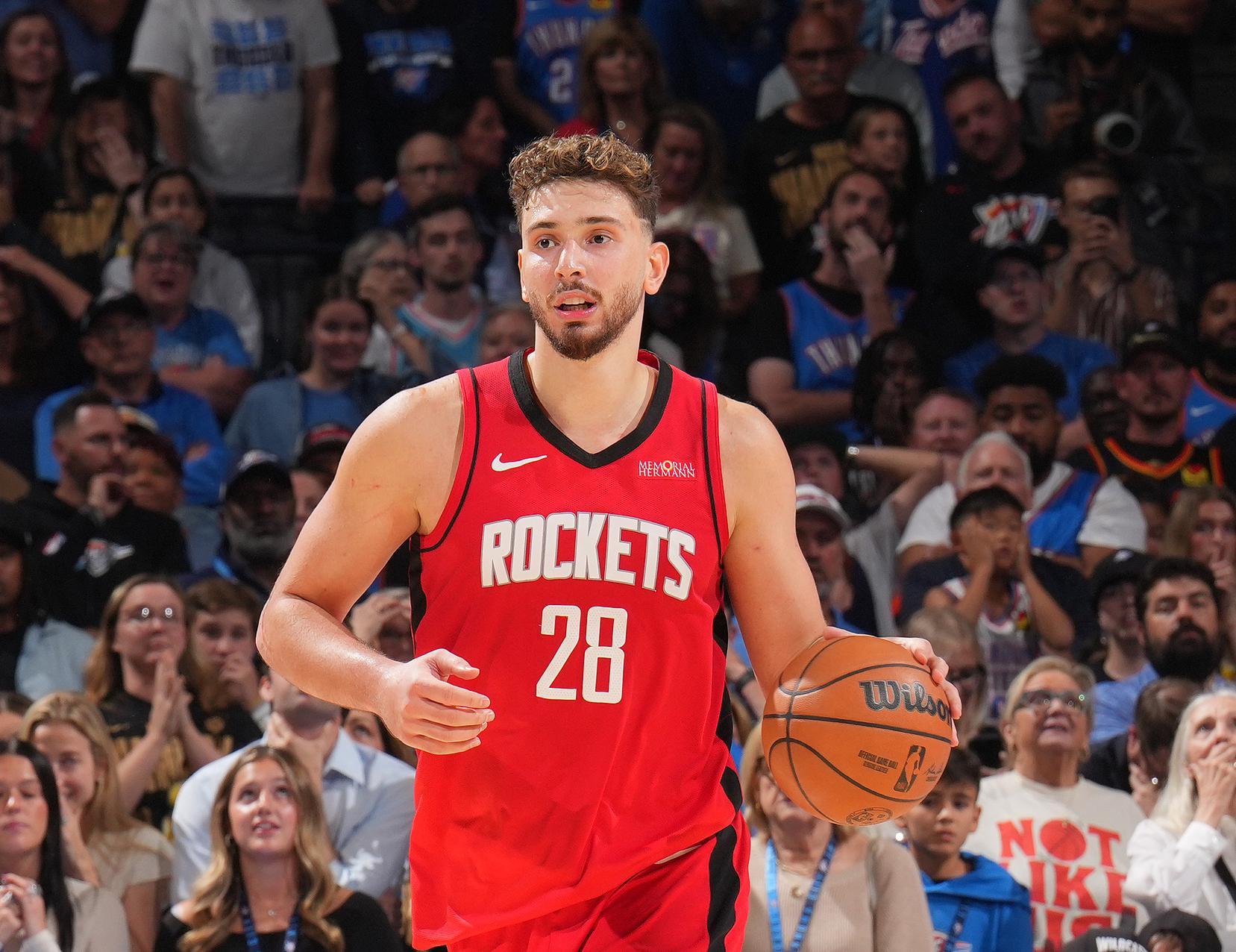 申京成NBA历史开季前五战场均20+5+