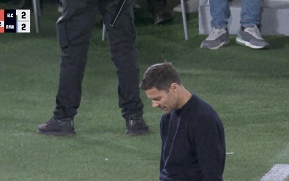 西媒：皇马跌入泥潭！三场不胜暴露危机，阿隆索帅位亮红灯