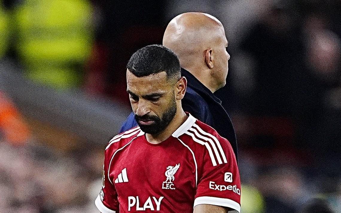 英媒：斯洛特仍得到高层支持，萨拉赫非