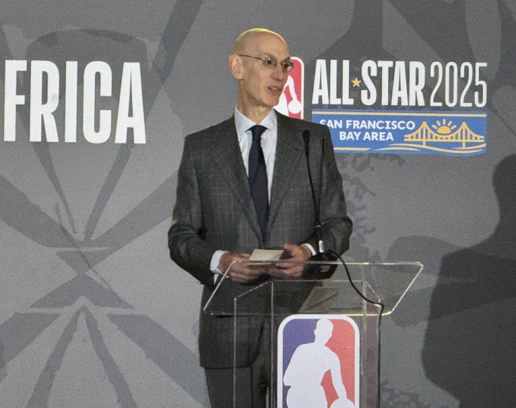 萧华：NBA将设立迪肯贝穆托姆博人道主义奖
