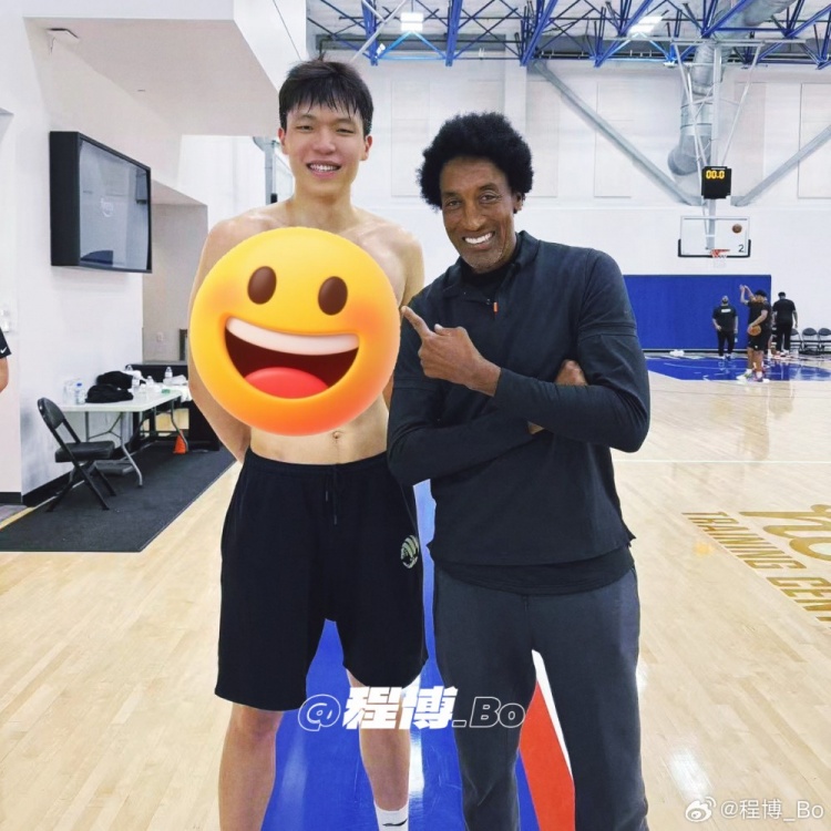 媒体人：杨瀚森训练时偶遇皮蓬训练师介绍前者是“下一个姚明”